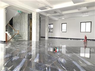 Cặp shop đập thông mới toanh song hành lakeview city cho thuê 125tr/th