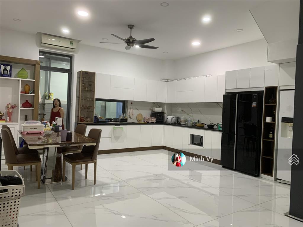 Biệt thự view sông 160m2 sân vườn, có thang máy hiện đại lakeview city 34 tỷ