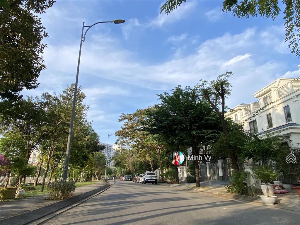 Biệt thự view sông 160m2 sân vườn, có thang máy hiện đại lakeview city 34 tỷ