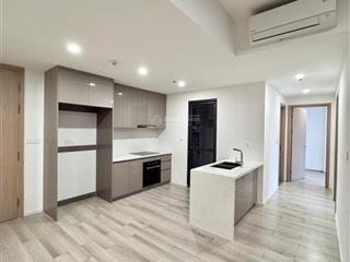 Bán 2 phòng ngủ masteri centre ponit toà d căn góc có bếp đảo 4,369 tỷ bao hết nhà mới 100%