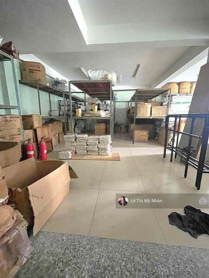 Mặt tiền lớn 9,5 x 10 quận 6 nguyễn văn luông cách 2 căn ra mặt tiền. hc đầy đủ