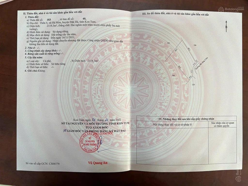 Bán gấp 8 sào đất view hồ tuyệt đẹp, tách 4 sổ vuông vắng, ngay đường trường chinh thị trấn đak hà