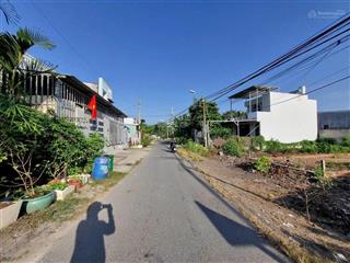 Bán lô đất ngay kcn lê minh xuân giá 935 triệu / 80m2 full thổ cư, sổ hồng riêng đường nhựa oto