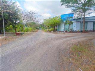 Chủ cần tiền gấp ra ngộp lô đất ngay chợ bình đại, thị trấn bình đại giá 475 triệu/ 227m2 thổ cư