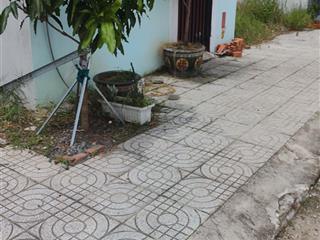 Chính chủ bán ngộp lô đất ngay chợ phường 5, tp. tân an giá 615 triệu/ 90 m2 thổ cư sổ riêng.