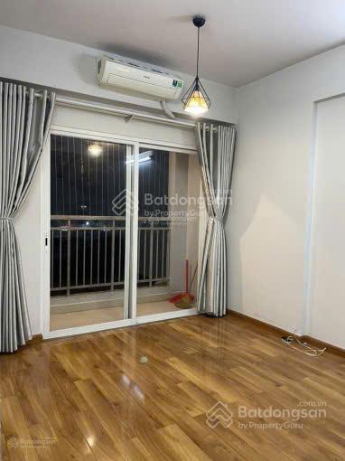 Chính chủ bán ngộp căn hộ chung dư ehome 3 giá 920 triệu/ 64m2 block a10 lầu 8 2pn, 2vs.
