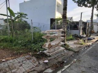 Hàng ngộp cần ra nhanh lô đất 180m2 full thổ ngay trường thpt nguyễn văn sâm giá 390 triệu. lộ oto