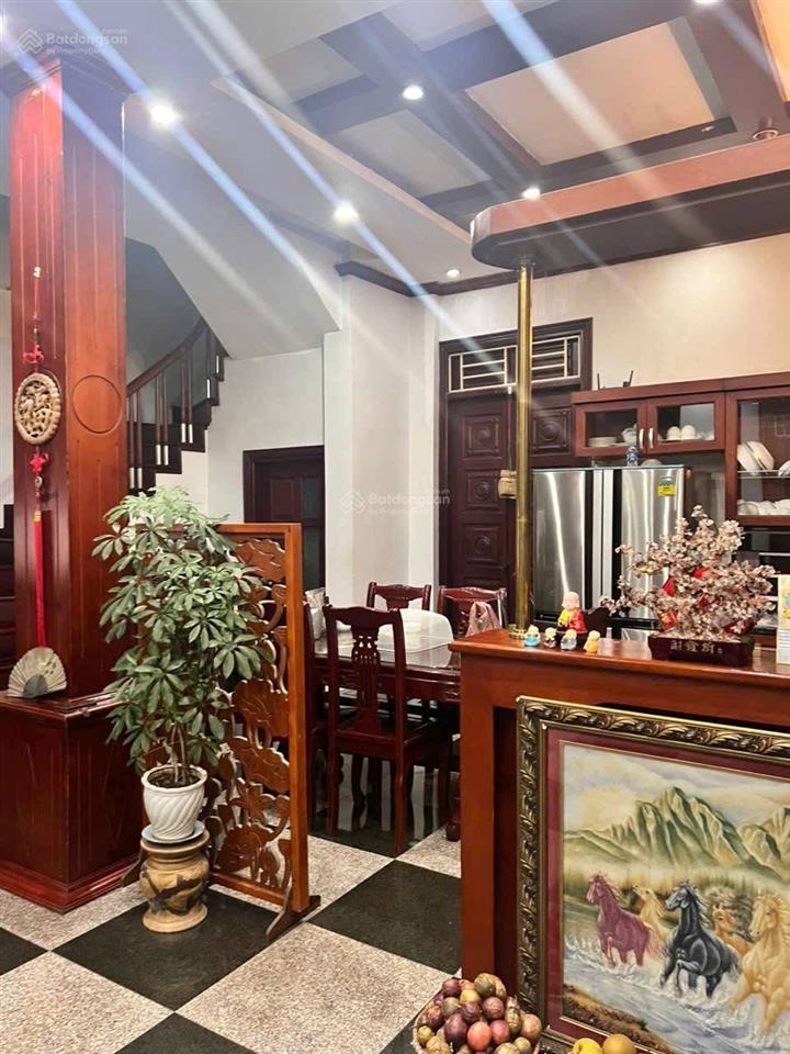 Bt liền kề vip đội nhân  mặt tiền khủng  2 xuất ô tô đỗ  hàng xóm giới tinh hoa