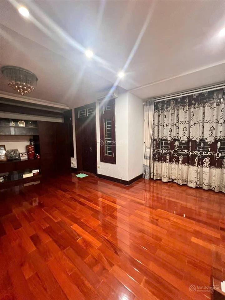 Bt liền kề vip đội nhân  mặt tiền khủng  2 xuất ô tô đỗ  hàng xóm giới tinh hoa