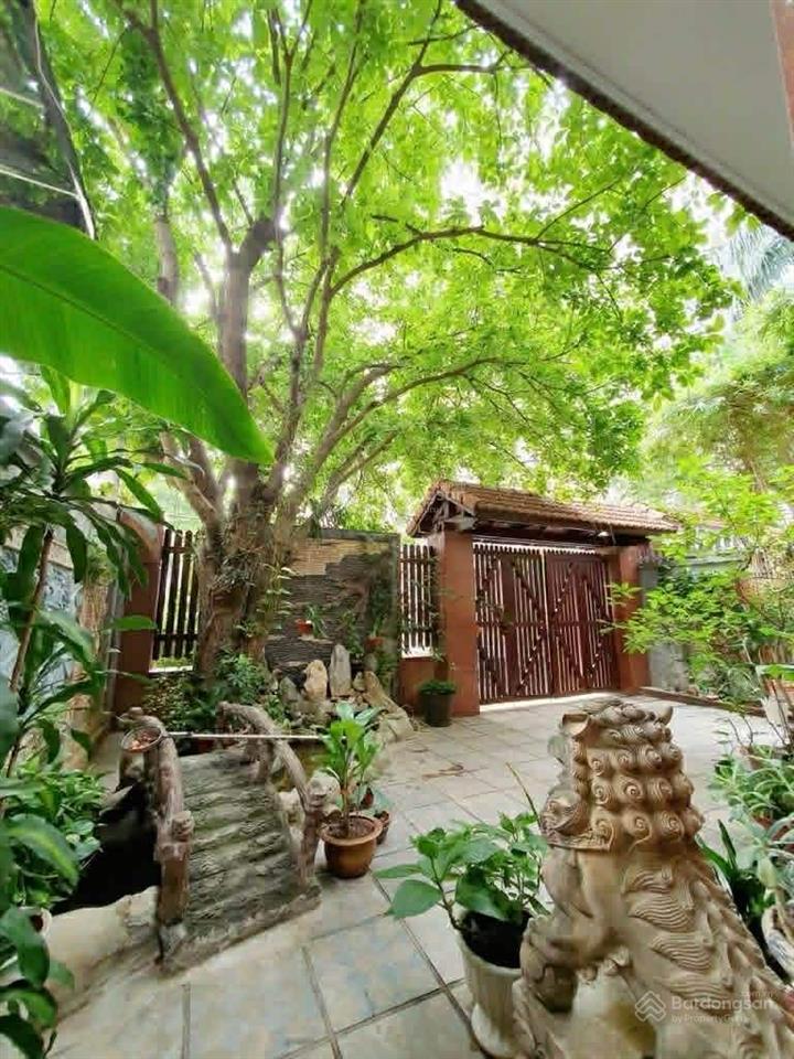 Bt liền kề vip đội nhân  mặt tiền khủng  2 xuất ô tô đỗ  hàng xóm giới tinh hoa