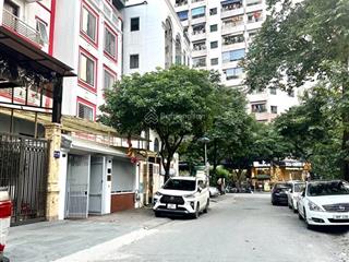 Chính chủ bán nhà 5 tầng tự xây kiên cố , diện tích 50m2 , ô tô đỗ cửa ngày đêm .