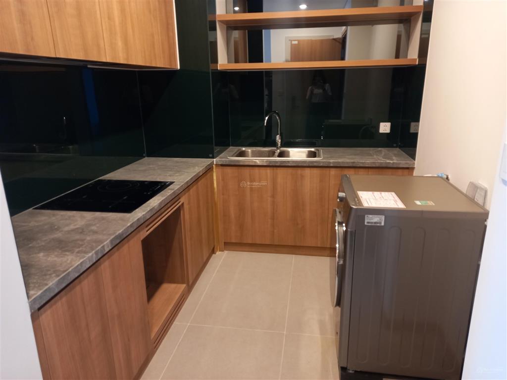 Chính chủ cần cho thuê căn hộ dát vàng sam towers full nội thất, căn view đẹp
