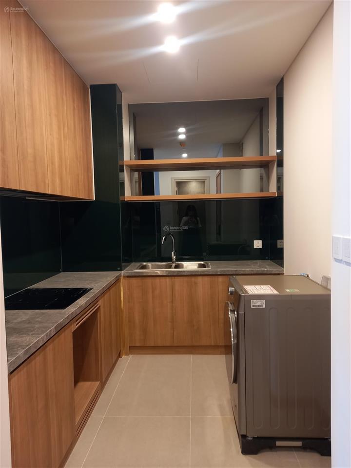 Chính chủ cần cho thuê căn hộ dát vàng sam towers full nội thất, căn view đẹp
