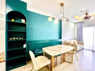 Chính chủ cần bán gấp căn hộ 2pn tại monarchy tower full nội thất cao cấp, giá chỉ 3.x tỷ