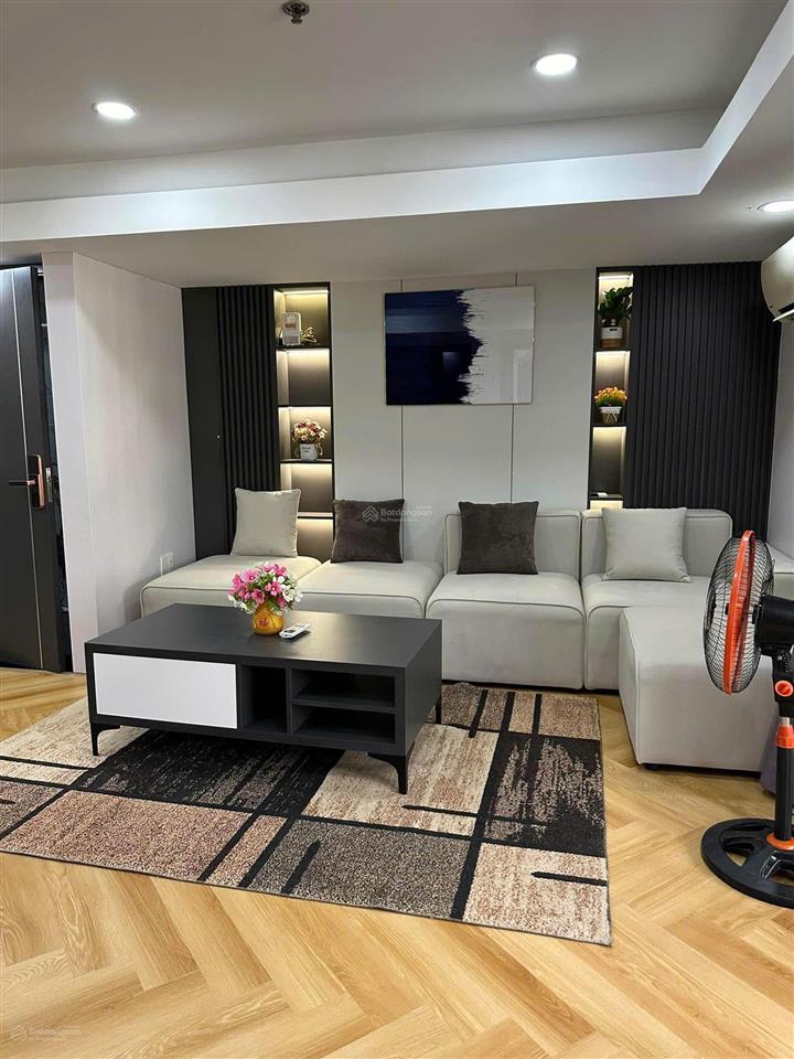 Cho thuê căn hộ the monarchy 2 pn, giá chỉ 17 triệu/tháng full nội thất cao cấp