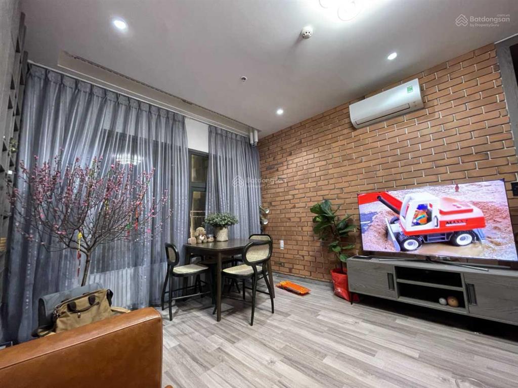 Cho thuê căn hộ the monarchy 2 pn, giá chỉ 17 triệu/tháng full nội thất cao cấp