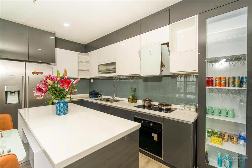 Cho thuê căn hộ full nội thất mới cao cấp, hiện đại vào ở ngay giá tốt thị trường
