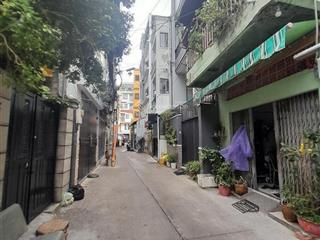 Quận 10 hẻm ba gác cách hxh chỉ 10m  nhà 1 trệt, 1 lầu, dt ngang 4m nở hậu công nhận 68m2