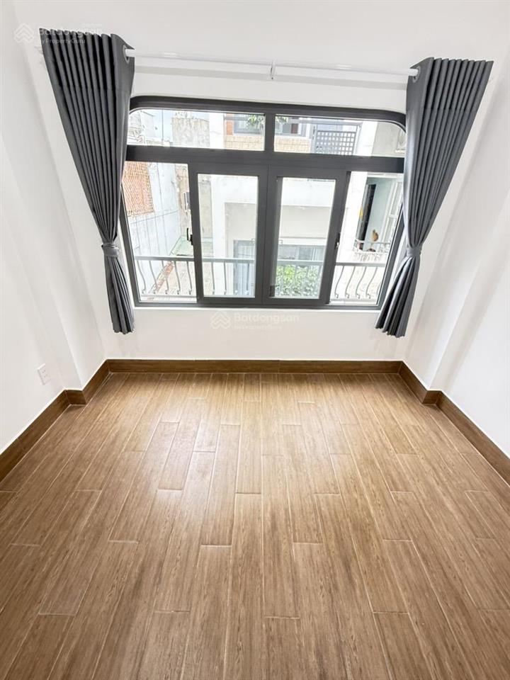 Bán nhà 5 tầng, quận 10  hẻm xe hơi thông đường nguyễn tiểu la. ngang 4,5m dài 12m giá 8,9 tỷ