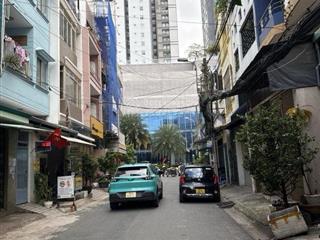 Chính chủ cần bán nhà định cư nước ngoài, đường 3 tháng 2 quận 10. 4,8x19 kc 7 tầng. giá 29,1 tỷ