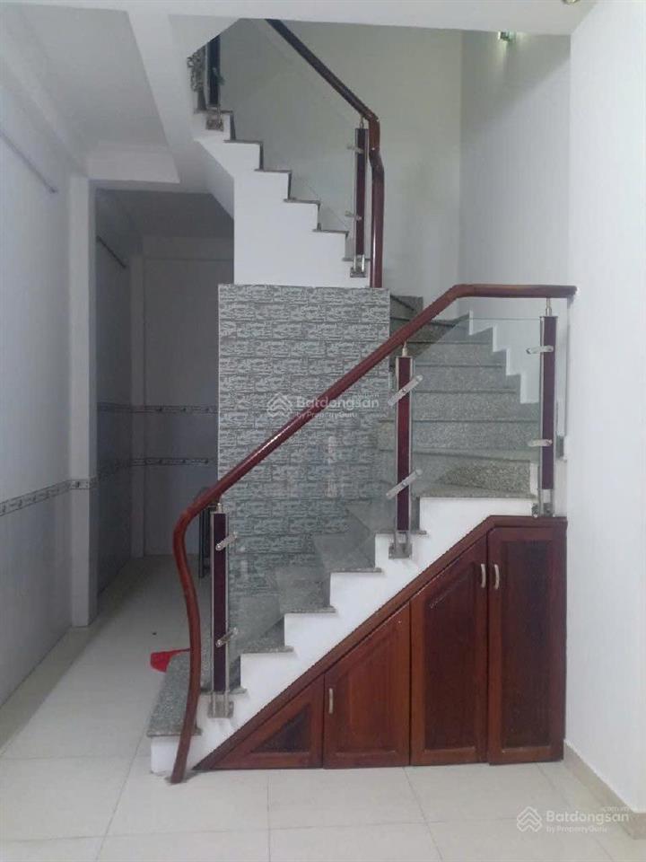 Bán nhà quận 10 đường điện biên phủ nhà 4 tầng btct, đủ công năng, nhà đẹp ở luôn. giá chỉ 6,3 tỷ