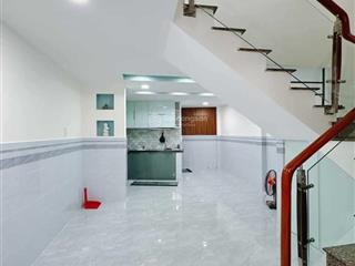 Bình thới 45m2  3 tầng, ở ngay  gần vòng xoay lê đại hành  5.5 tỷ