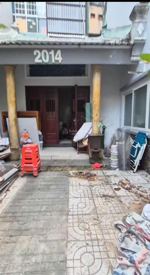 Nhà 55m2, nở hậu 15m ra mt lạc long quân p11, tân bình sổ đẹp giá chỉ 5.7 tỷ