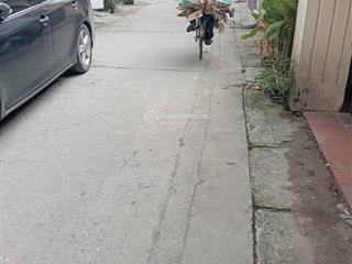 Cần bán nhanh nhà kim giang, gần hồ, full nội thất đẹp, 2 thoáng, 30m ra ô tô tránh, hơn 5 tỷ.