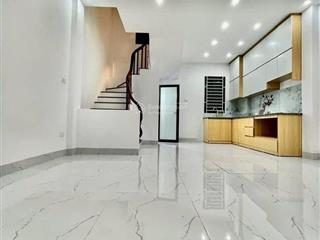 Hiếmnhà đẹp trung kính, gần công viên cầu giấy, full đồ, 100m ra đường ô tô, 7 tỷ