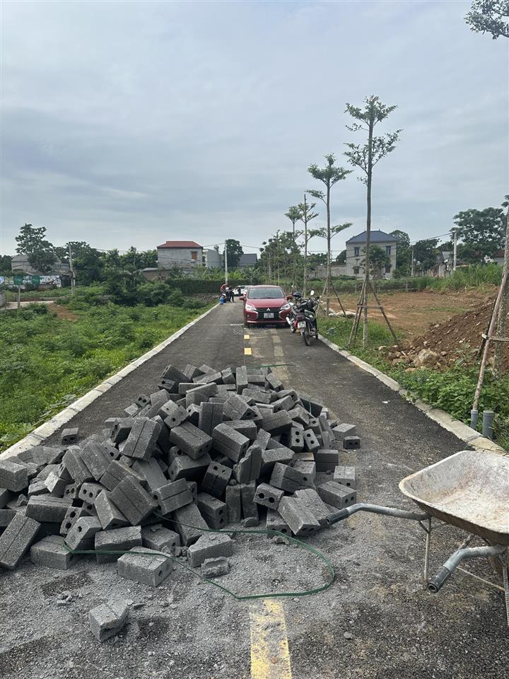 Phát bán 11 lô hòa thạch, mặt tiền gần 7m, full thổ cư