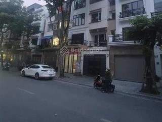 Phân lô khu đô thị văn phú, hà đông ,5tầng  diện tích 90mthang máy,vỉa hè rộng , kinh doanh, ô tô