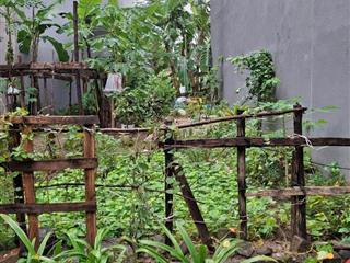 Bán đất phú thượng  tây hồ, 51m2, mặt tiền rộng chỉ 9,5 tỷ. 40m ra mặt phố