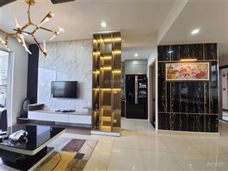 Cho thuê căn hộ t22 golden mansion 119 phổ quang  3pn  view sịn xò  nhà rất đẹp