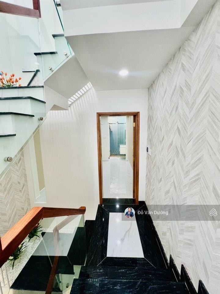 Nhà mt khu phân lô sd 165m2 toàn biệt thự hx kdc thành ủy sát phạm văn đồng gigamall hơn 9tỷ