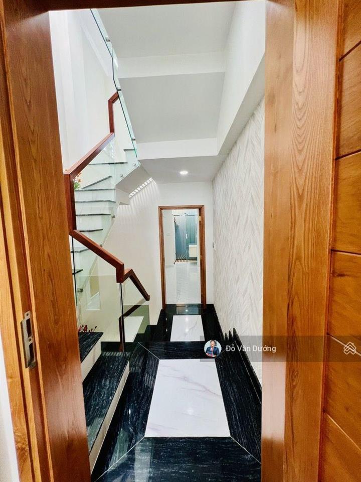 Nhà mt khu phân lô sd 165m2 toàn biệt thự hx kdc thành ủy sát phạm văn đồng gigamall hơn 9tỷ