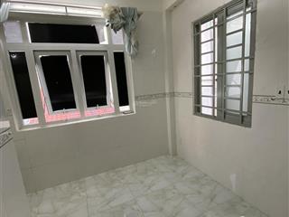 Phòng trọ chính chủ giờ giấc tự do trung tâm q10