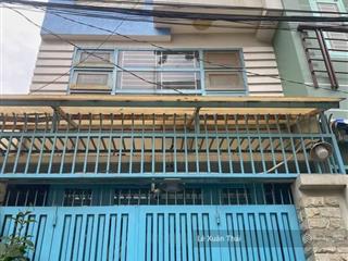 Gần cv đầm sen, nhà 3 tầng, 4.5x9m, xe hơi đổ cửa  hòa bình, tân phú  chỉ 4.9 tỷ