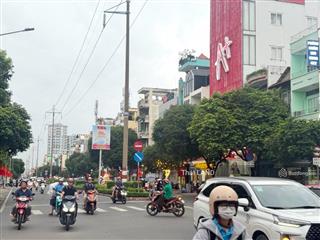 Bán nhà hẻm xe hơi lạc long quân, quận 11  3 tầng  68m²  8pn  giá chỉ 7.59 tỷ. gần cv đầm sen