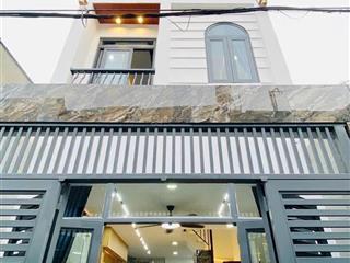 Bán gấp nhà trần nguyên đán, p.tân định, q.1, dt44m2. giá 3tỷ990tr.  0933 289 *** gia hào