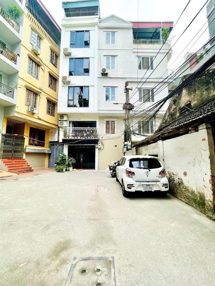 Lô góc văn chương, ô tô đỗ cửa, ngõ thông kinh doanh, 36m2*5t mt 3.5m chào 9.6 tỷ