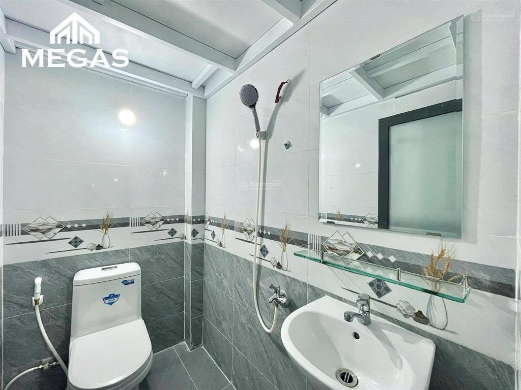 Phòng trọ có gác siêu đẹp ngay huflit ba gia