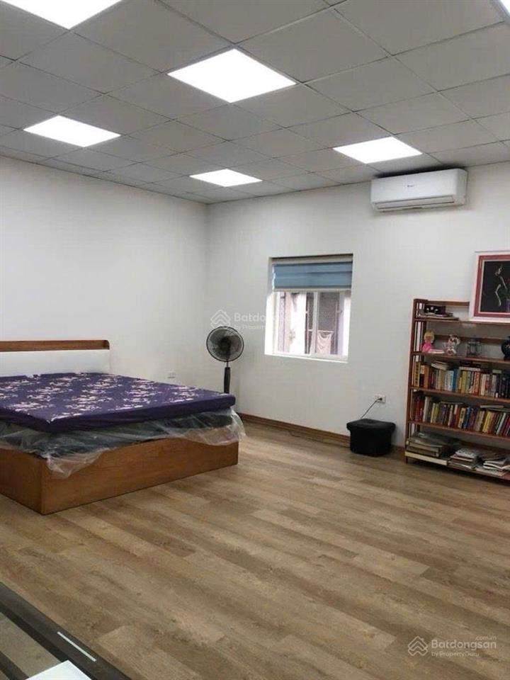 Giang văn minh  đội cấn kim mã  mặt ngõ thông kinh doanh ô tô đỗ cửa vào nhà, 1 bước ra phố.