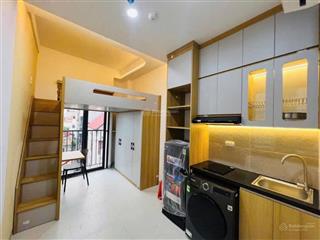 Toà căn hộ dịch vụ chùa láng, đẹp long lanh, full đồ, 17pkk, dt 90tr/tháng, 50m ra ô tô, 79m2*7t