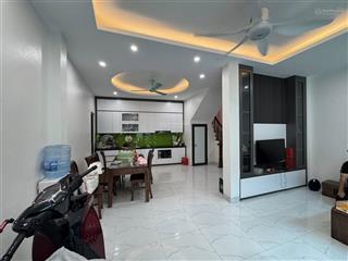 Hơn 9 tỷ. nhà hạ yên quyết ngõ rộng ô tô, gần phố 20m, 45m2*5t, thiết kế hiện đại, ở ngay, giá hời.