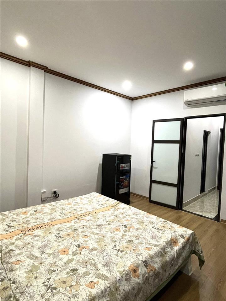 Hàng xóm vincom. nhà đẹp trần duy hưng, dân xây 5 tầng, 45m2, chỉ 9.5 tỷ, ngõ thông, ô tô tránh 20m