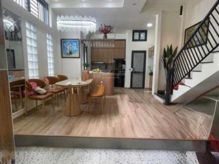 Hoa hậu trần duy hưng. ngõ phân lô thông, ô tô đỗ gần, ra phố chỉ 1 phút, nhà xây kiên cố, 44m2*5t