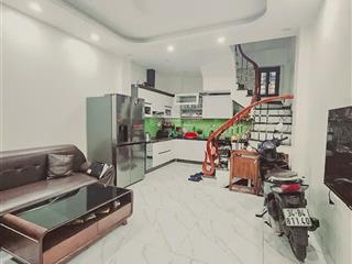 Cầu giấy, dân xây chắc chắn, ngõ 3 gác tránh, 60m ra ôtô tránh, 2 thoáng, kinh doanh, 38m2*5t