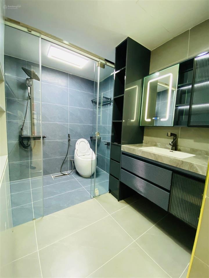 Bắt đáy! lạc long quân, ngõ 3 gác thông, thang máy, 50m ôtô tránh, mới ở ngay, 48m2*6t