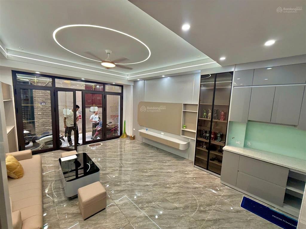 Bắt đáy! lạc long quân, ngõ 3 gác thông, thang máy, 50m ôtô tránh, mới ở ngay, 48m2*6t