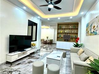 Hiếm! kim mã, nhà mới, thang máy xịn, ngõ nông gần phố, gần ôtô vị trí đẹp, mới ở luôn, 45m2*6t